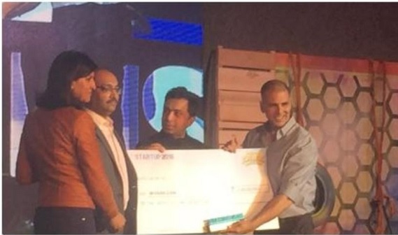 Nivesh.com takes Mutual Funds to âBharatâ; Awarded Prestigious Startup Superhero 2018 by Akshay Kumar_5e14687c098dc.jpeg